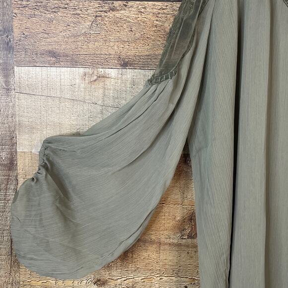 Hayden Sheer Lace Tie Front Peasant Top Olive Green Size Small Medium NWT - Picture 4 of 11